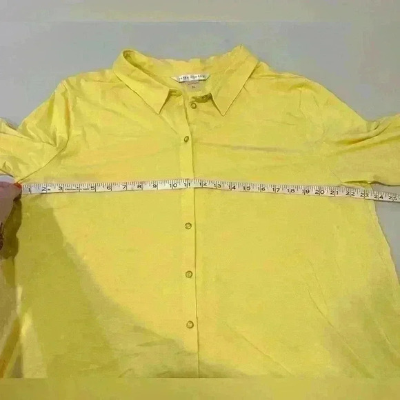 Peter Nygard Yellow Knit Button Down Top Size XL - Picture 3 of 3